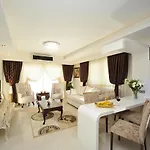 Ξενοδοχείο Azura Complex