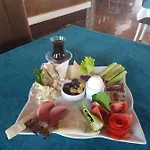 Azura Complex Hotel *