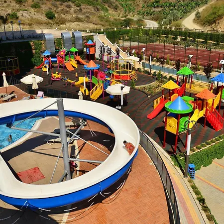 Апартаменты Azura Complex Махмутлар
