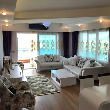 Azura Complex Hotell *