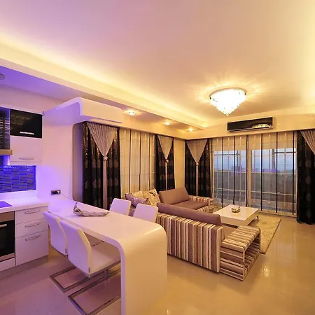 Azura Complex Hotell