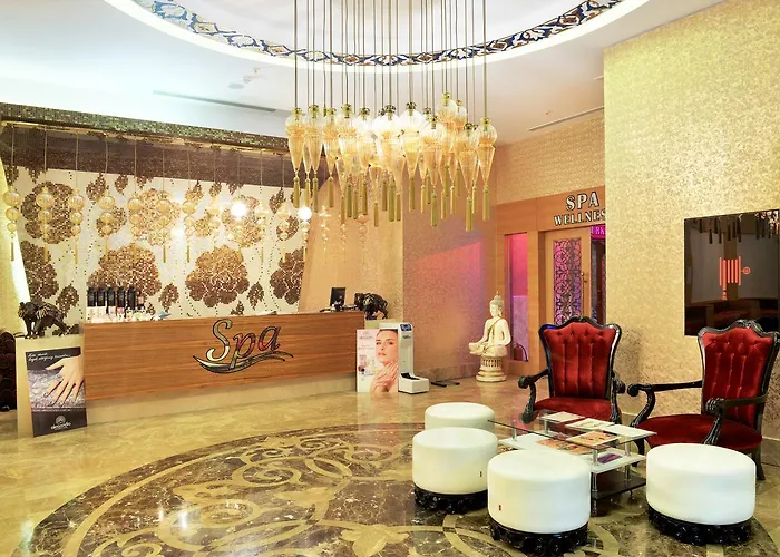 Azura Complex Отель *