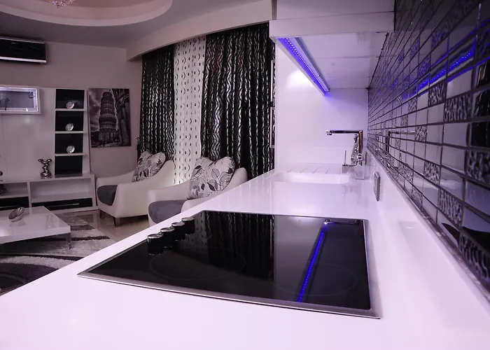 Azura Complex Отель