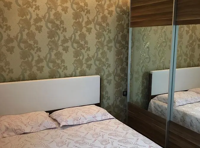 Отель Azura Complex