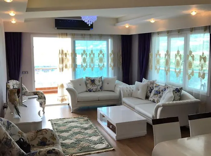 Azura Complex Отель *