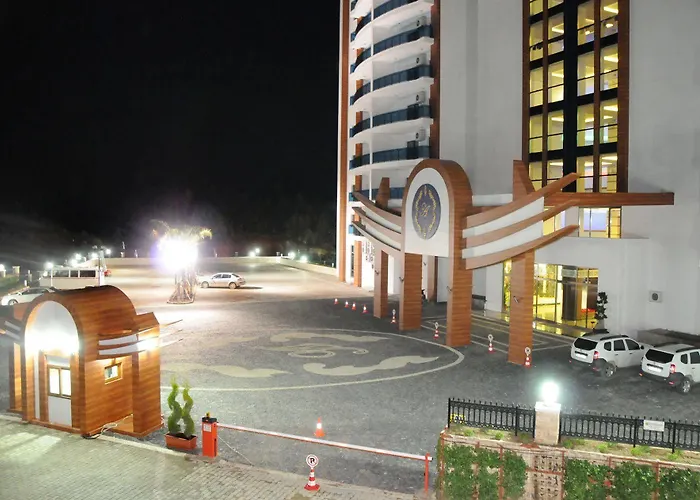 Azura Complex Отель Махмутлар